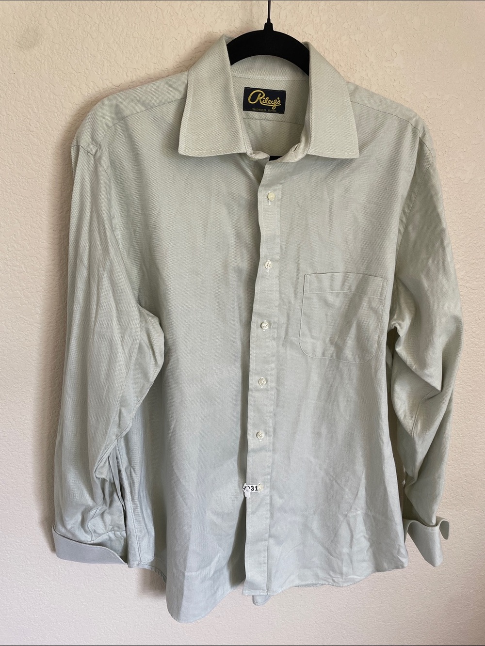 Riley’s Custom Made Men's XL Light Sage Green Button Down Dress Shirt Office